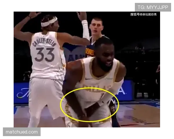 深入解析NBA防守三秒规则：判罚标准与执行细节